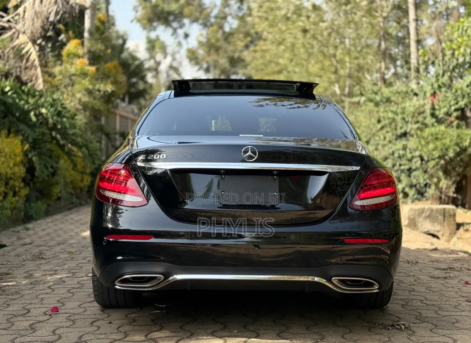 Mercedes-Benz E200 2020 Black