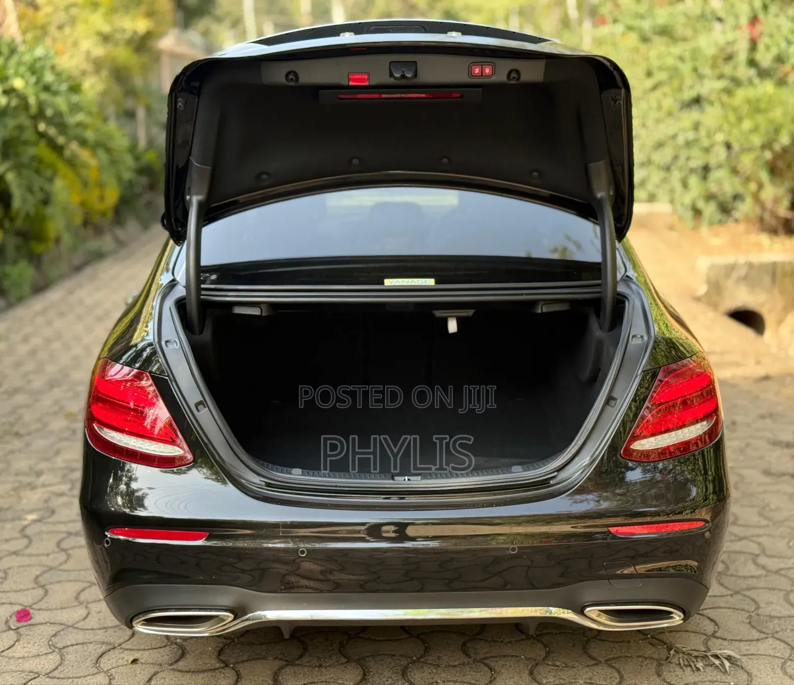 Mercedes-Benz E200 2020 Black