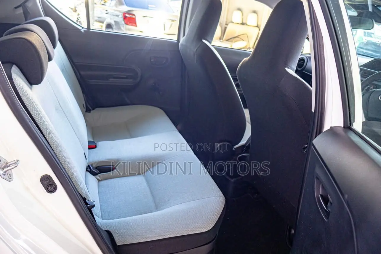 Toyota Aqua 2019 White