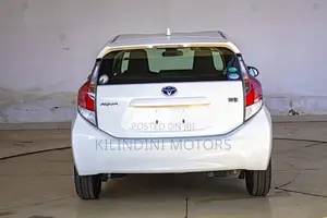 Toyota Aqua 2019 White