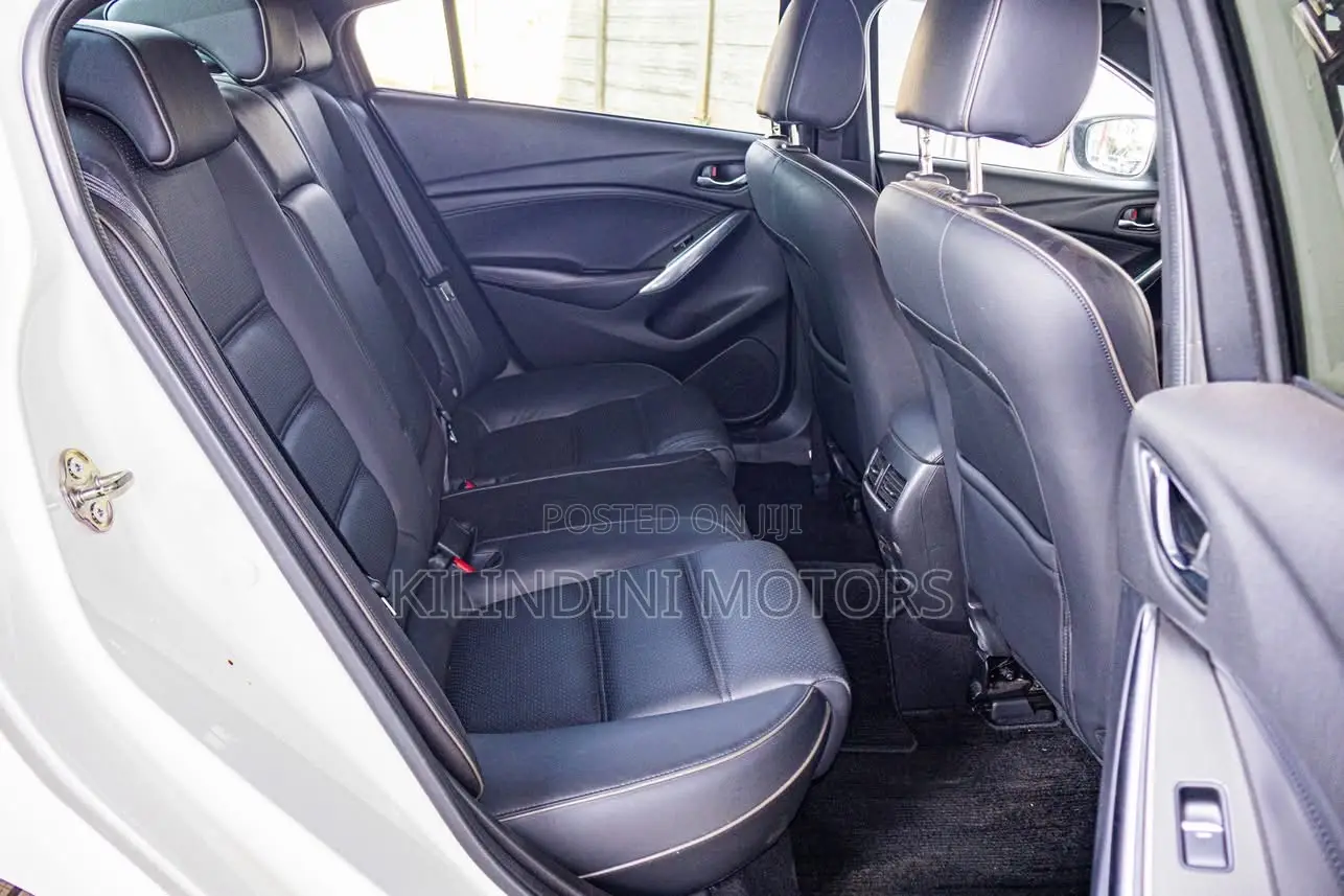 Mazda Atenza 2019 White