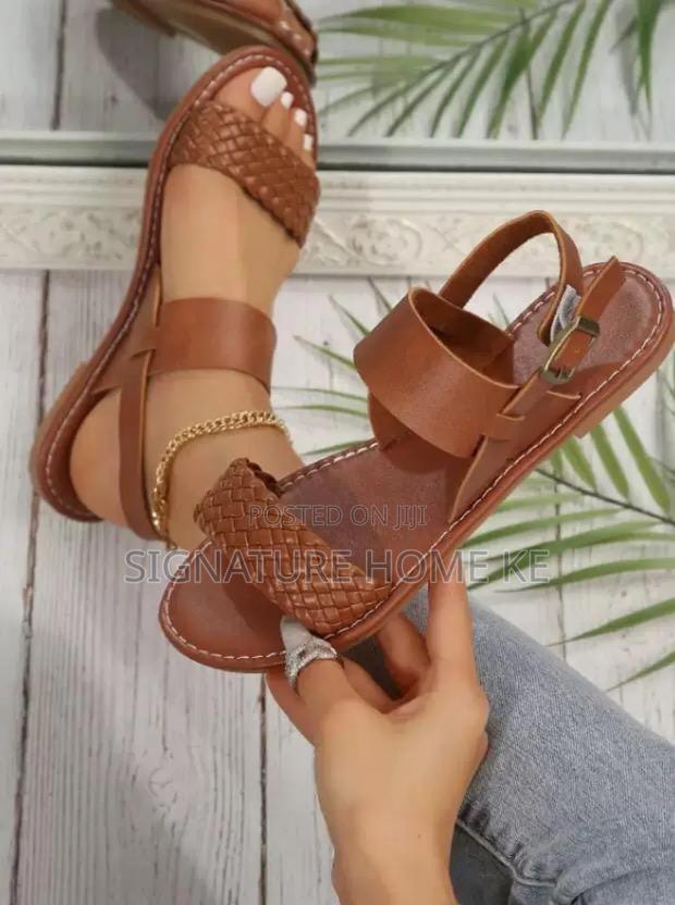 Ladies Leather Sandals - thumbnail 2