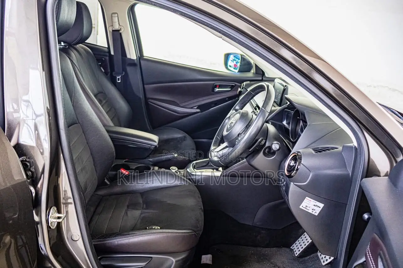 Mazda Demio 2019 Gray