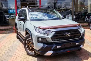 Toyota RAV4 2019 Green