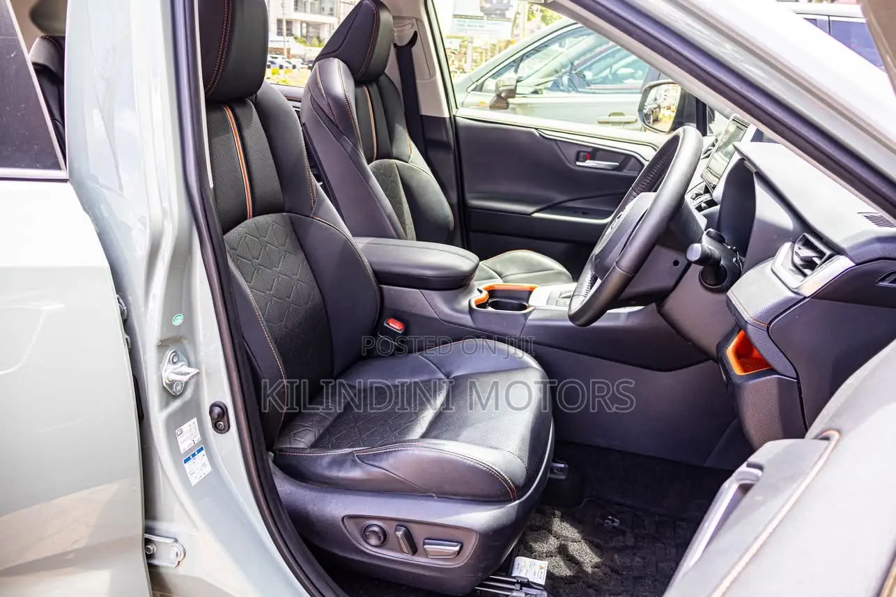 Toyota RAV4 2019 Green