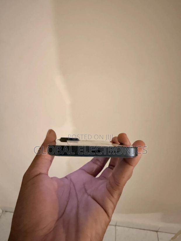 Apple iPhone 14 Plus 128 GB Black - thumbnail 5