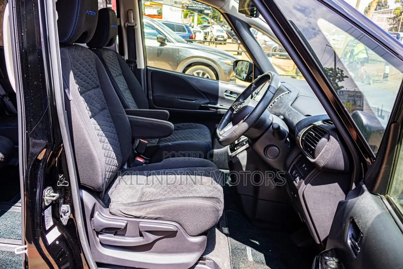 Nissan Serena 2019 Black