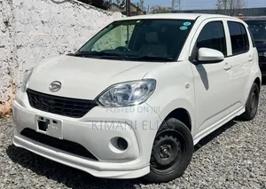 Toyota Passo 1.0 FWD 2018 White