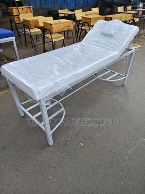 Massage Bed With Whole and Adjustable Head - thumbnail 2