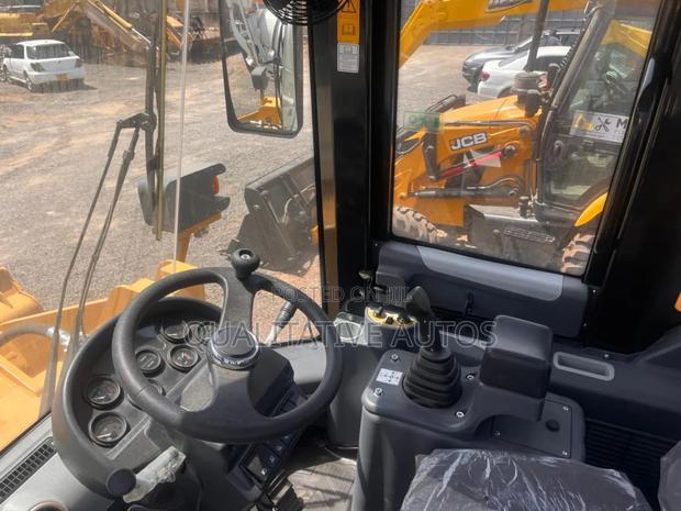 Heli Wheel Loader 2025 3 Tonnes - thumbnail 5