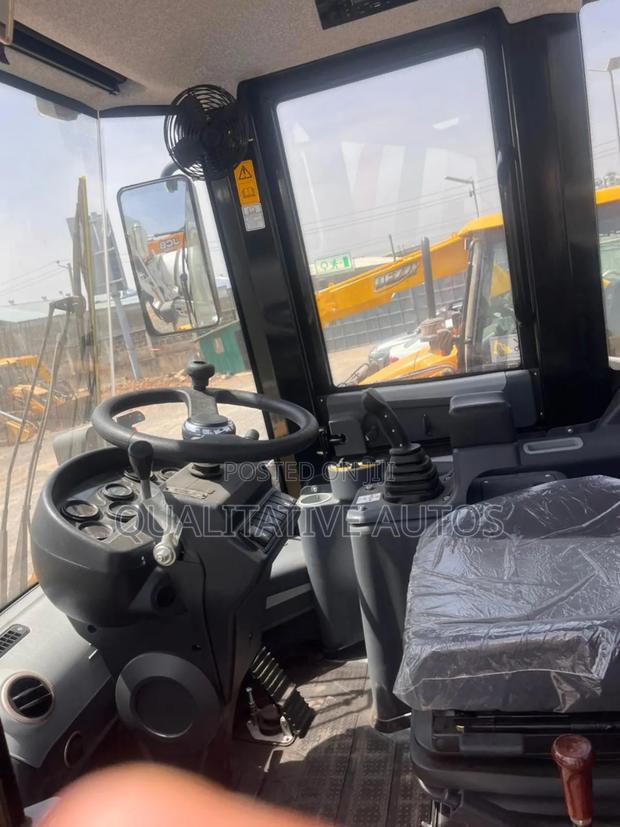 Heli Wheel Loader 2025 3 Tonnes - thumbnail 7