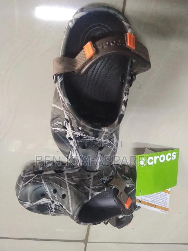 Kids Crocband Off-Road Crocs, C8 . - thumbnail 10