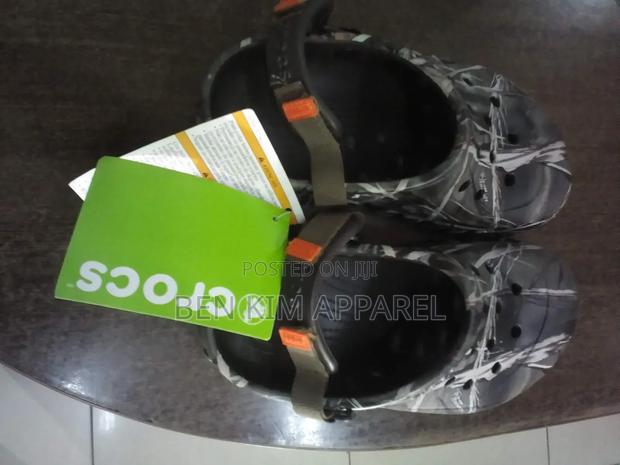 Kids Crocband Off-Road Crocs, C8 . - thumbnail 12