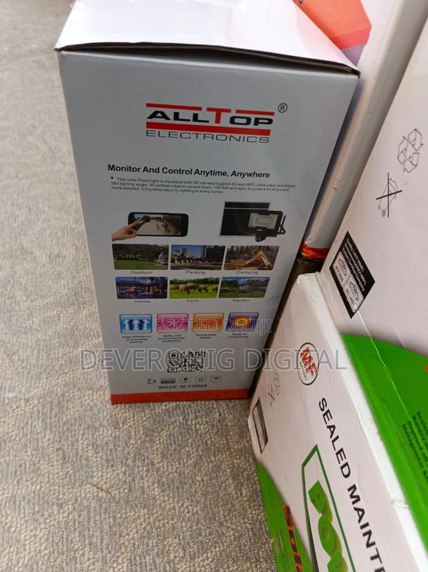 4g Solar Flood Light + 600w CCTV Camera - thumbnail 3