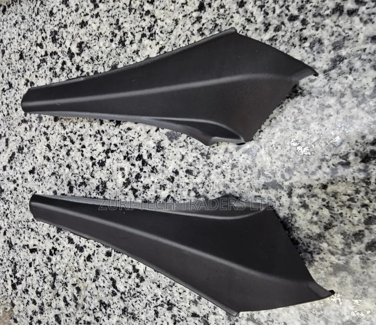 Windscreen Finisher Rav4 2014