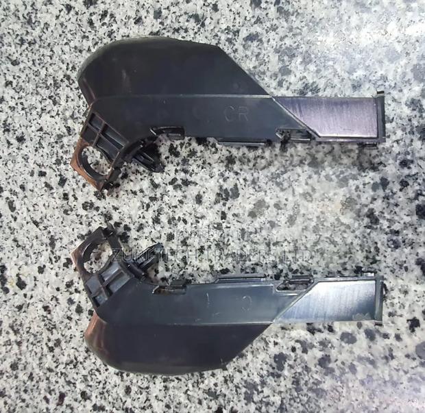 Front Bumper Slides Noah 2005