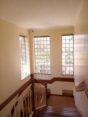 5bdrm Maisonette in Runda for sale