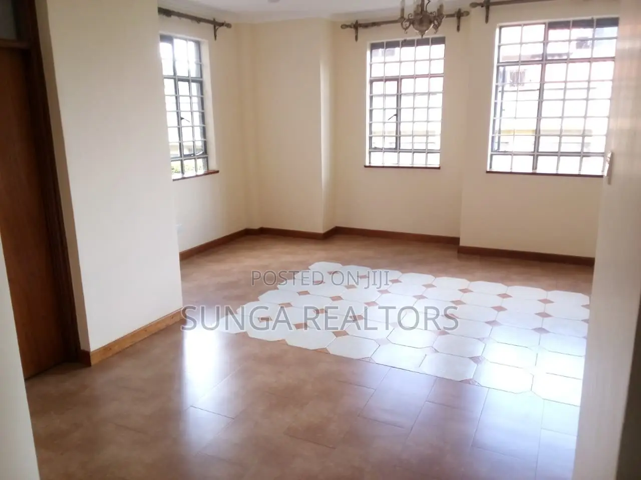 5bdrm Maisonette in Runda for sale