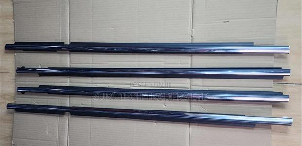 Weather Strip Landcruiser Fj200 Chrome
