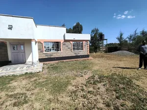 3bdrm Bungalow in Outspan Kiambaa, Eldoret CBD for sale