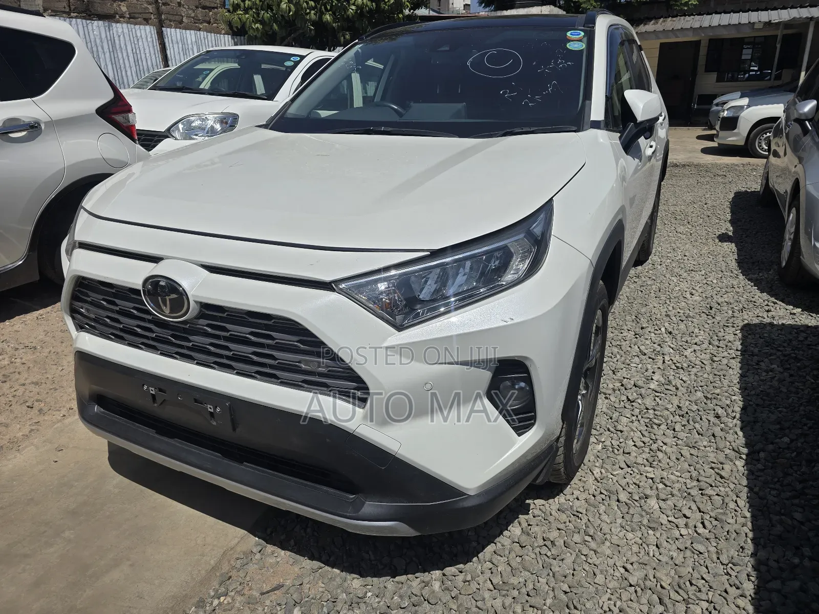 Toyota RAV4 2019 White