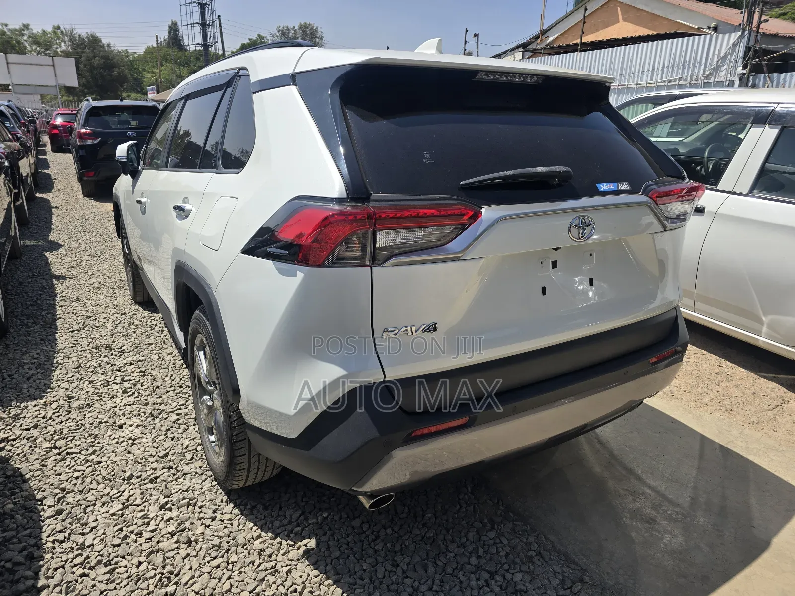 Toyota RAV4 2019 White