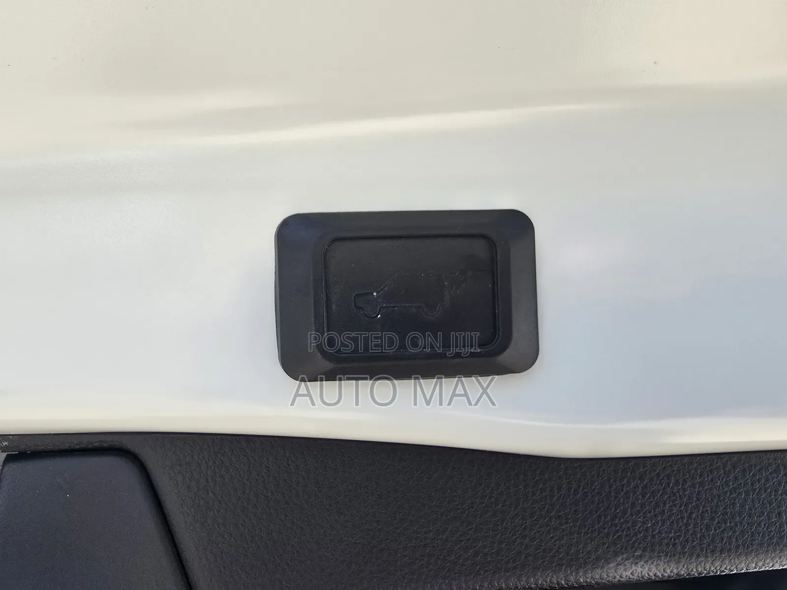 Toyota RAV4 2019 White