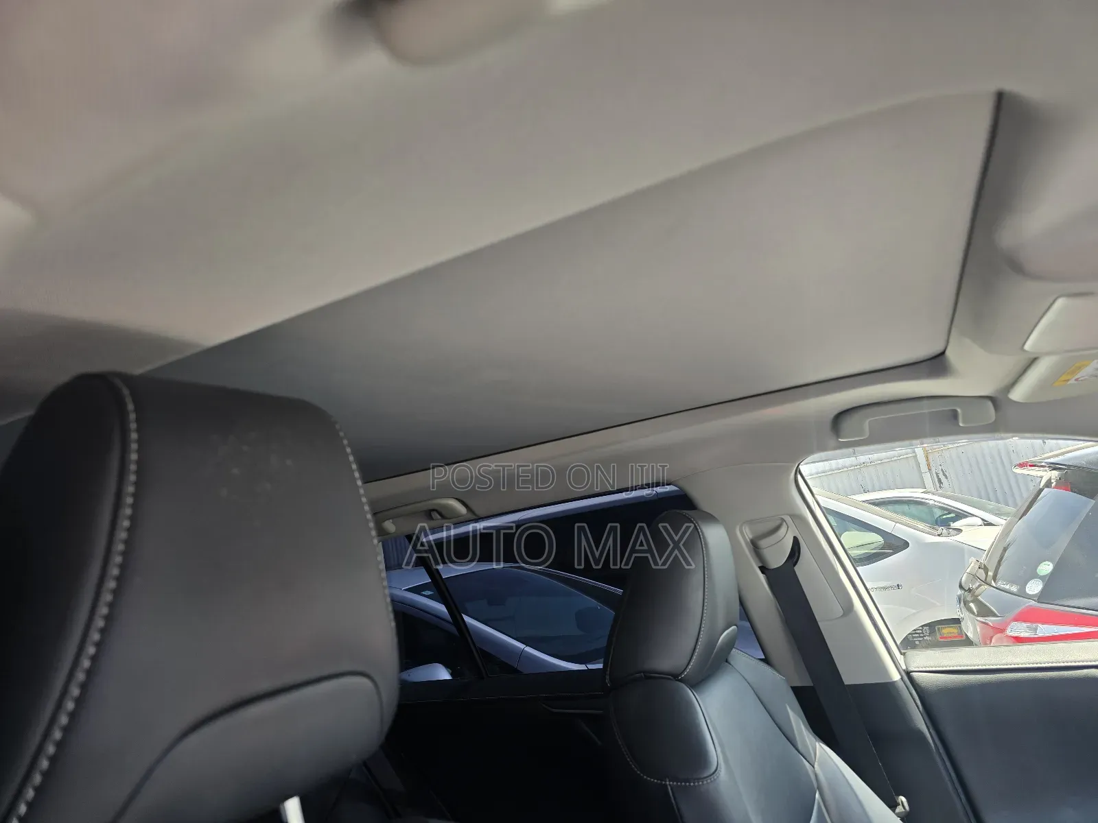 Toyota RAV4 2019 White