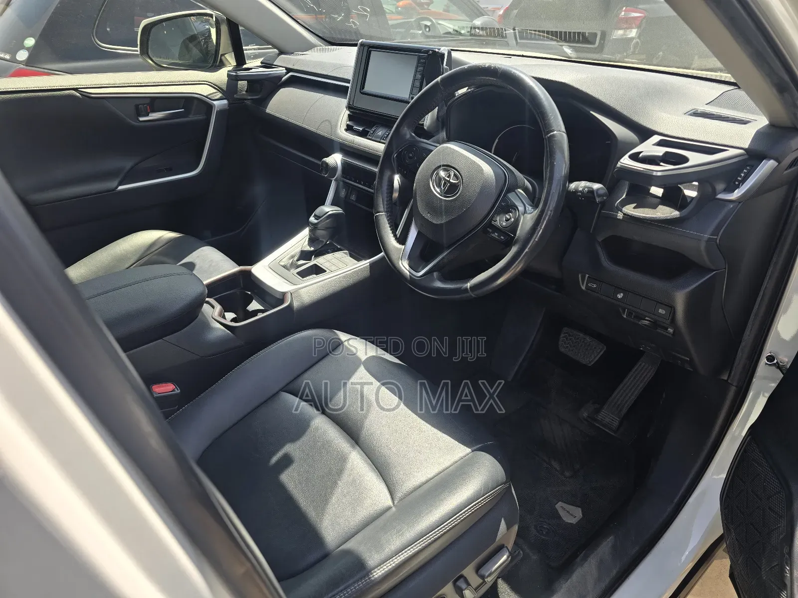 Toyota RAV4 2019 White