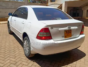 Toyota Corolla Sedan Automatic 2005 White