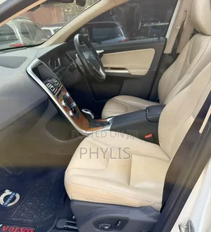 Volvo XC60 2017 White
