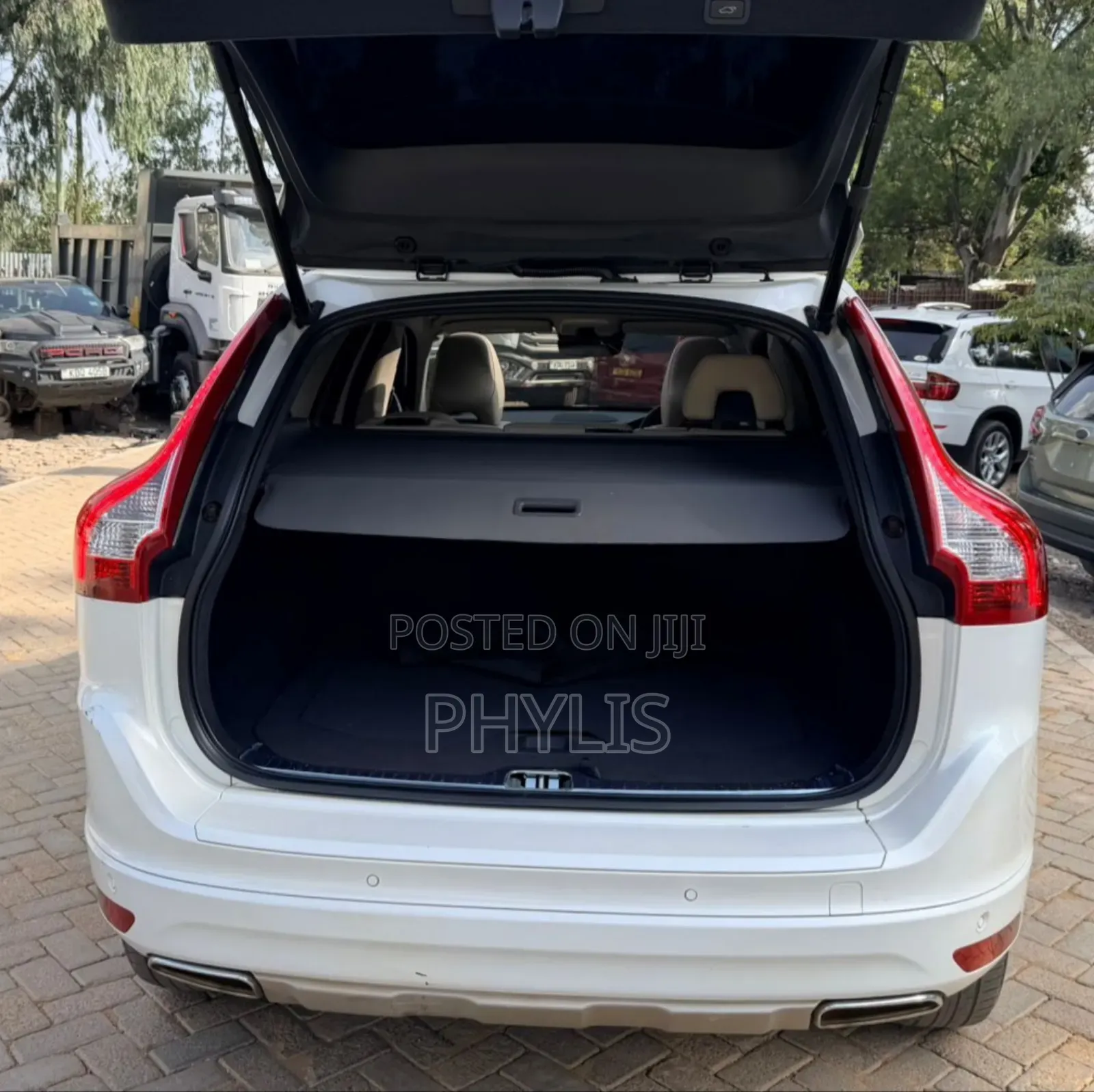 Volvo XC60 2017 White