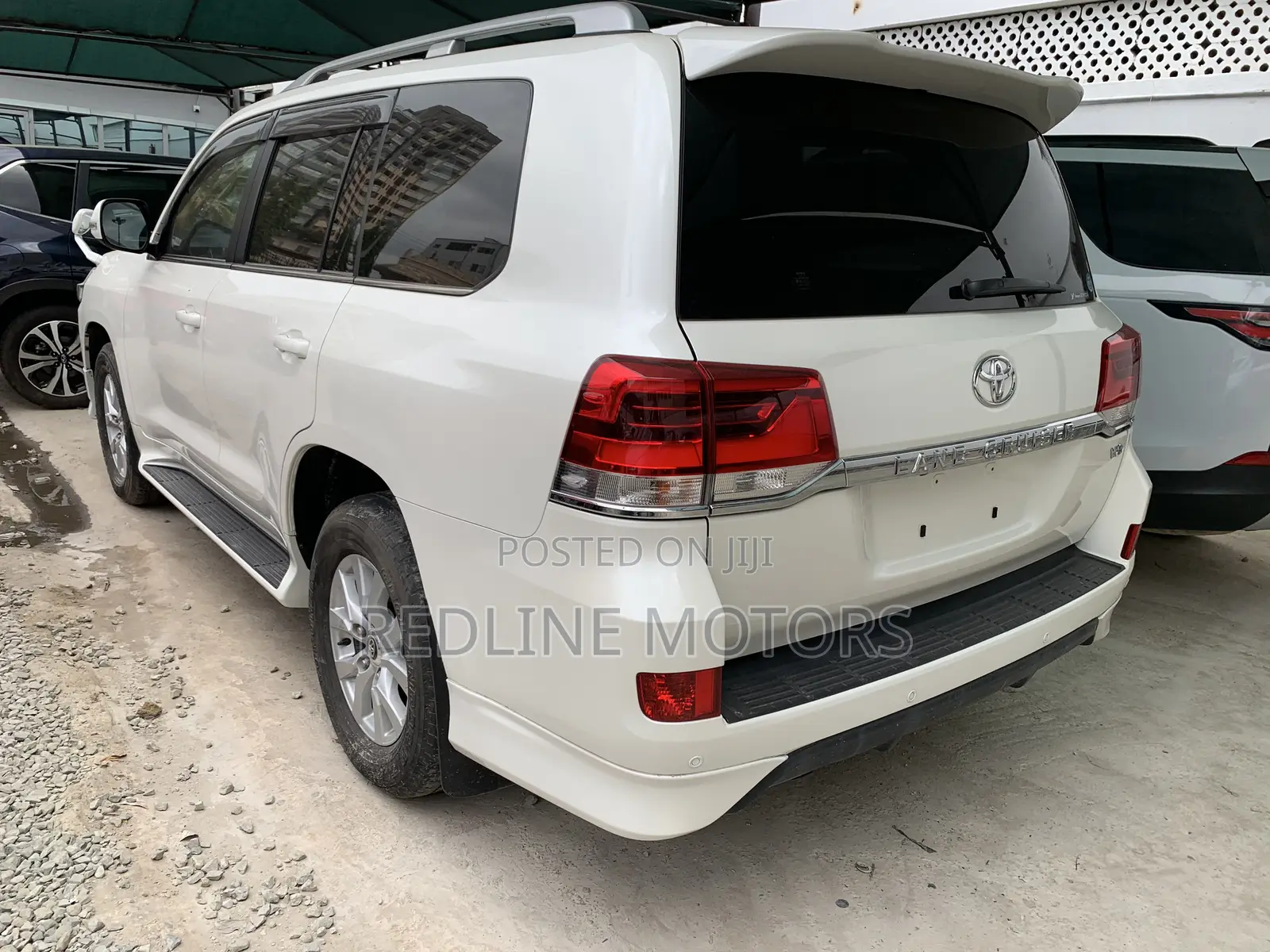 Toyota Land Cruiser 4.5 V8 TD 2018 White