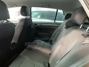 Volkswagen Golf TSI S FWD 2018 Black