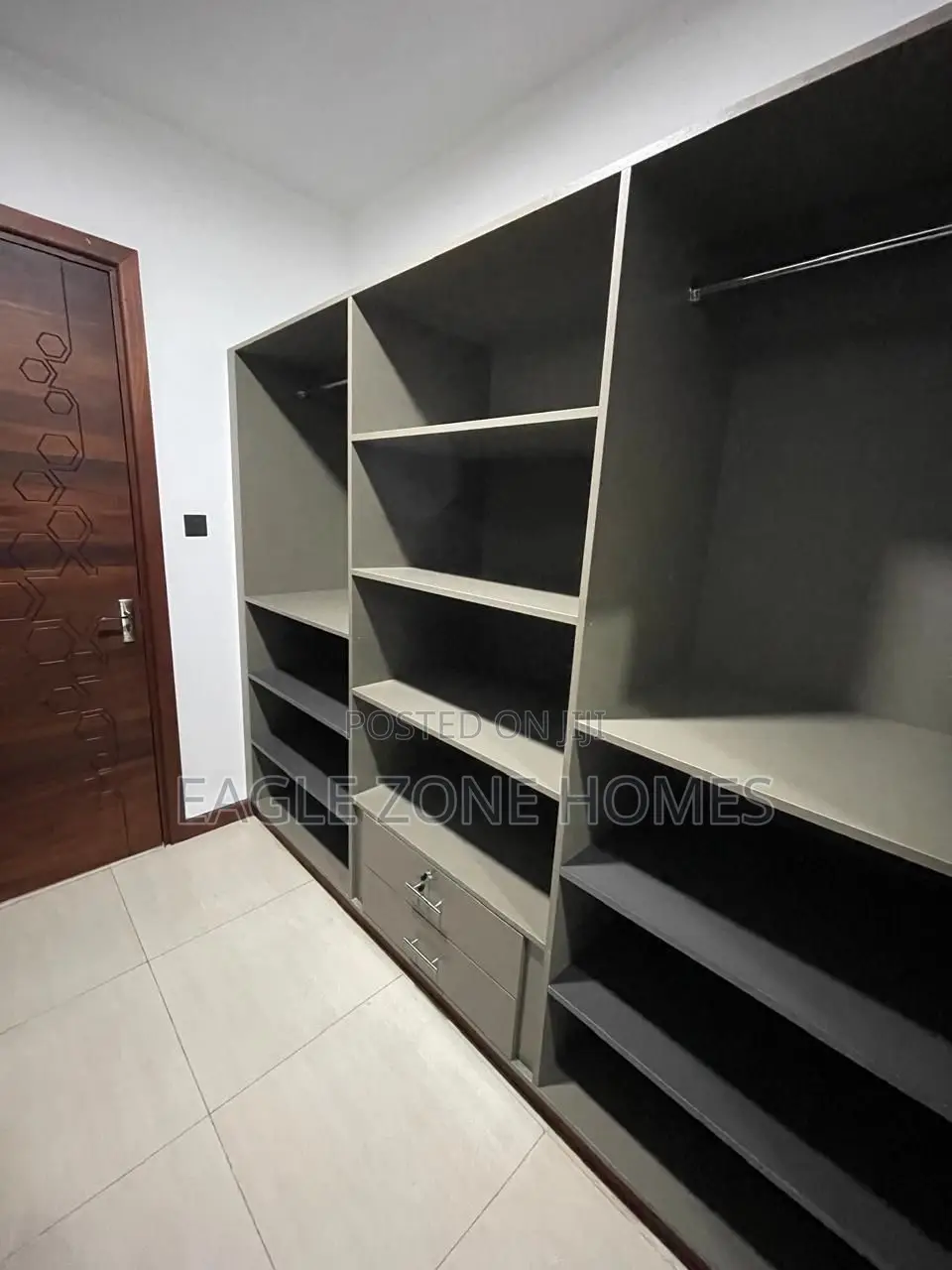4bdrm Apartment in Springvalley for sale