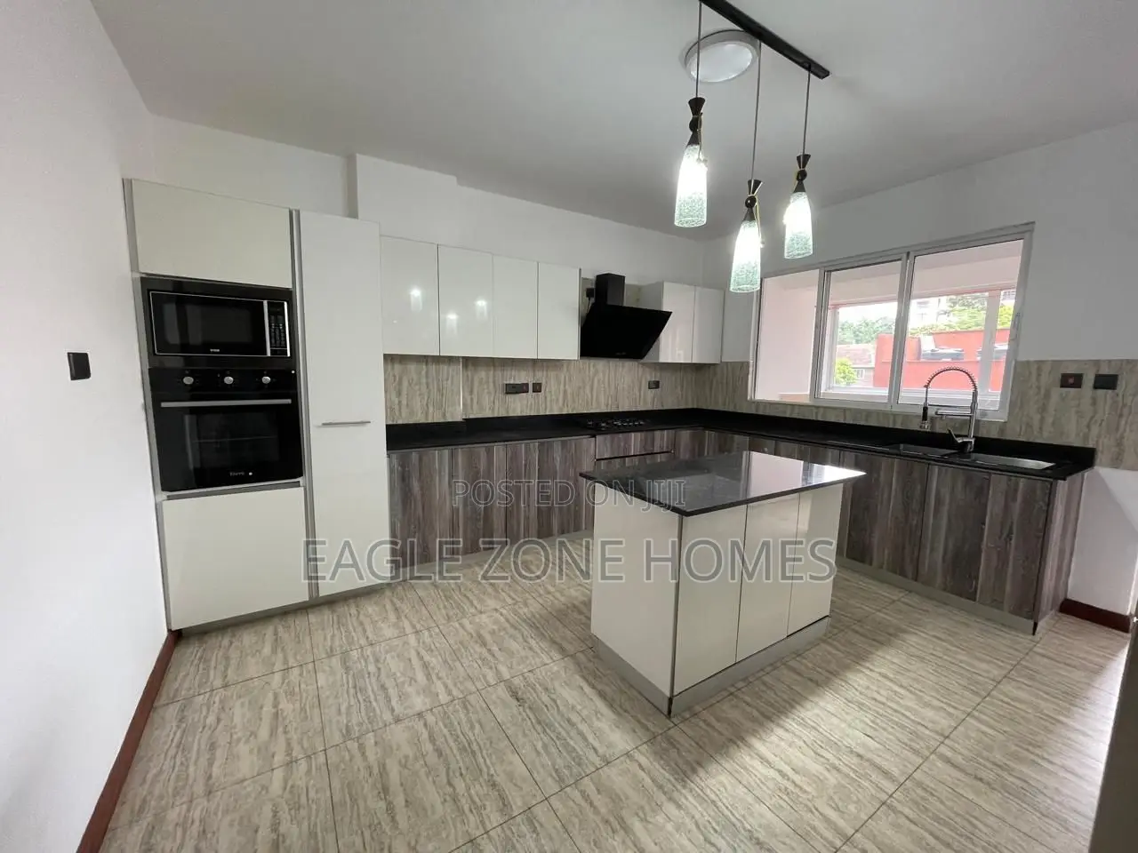 4bdrm Apartment in Springvalley for sale