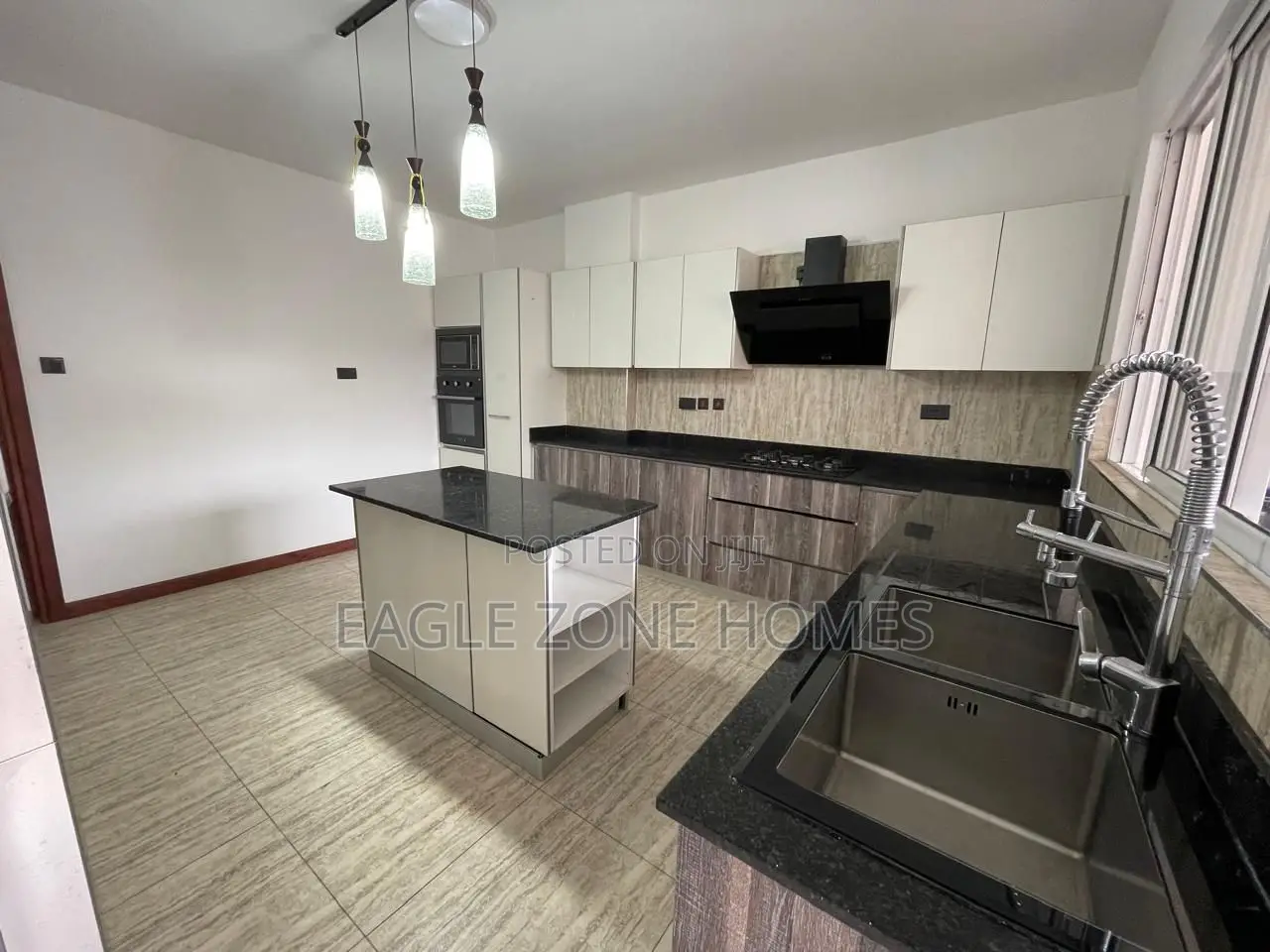 4bdrm Apartment in Springvalley for sale