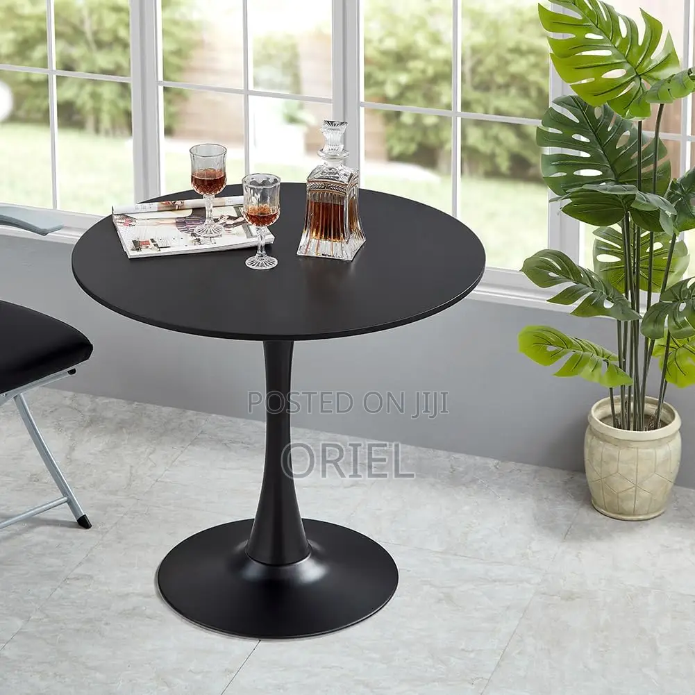 Dining Table : Modern Round Tulip Dining Table