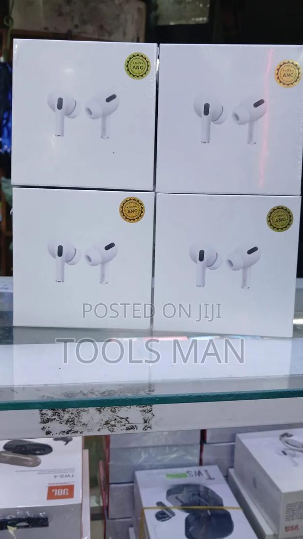 Apple Airpods Pro, Wireless Earbuds.