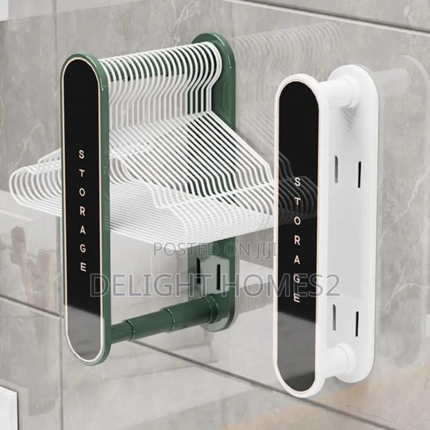 Retractable Hanger Storage Shelf Punch_cu