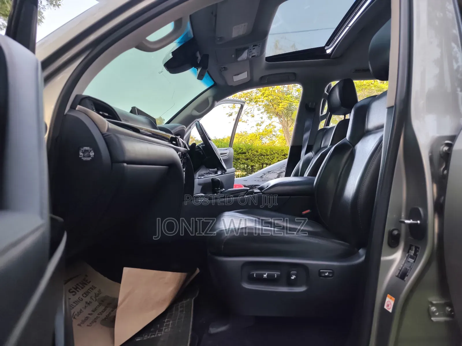 Lexus LX 570 AWD 2018 Gray