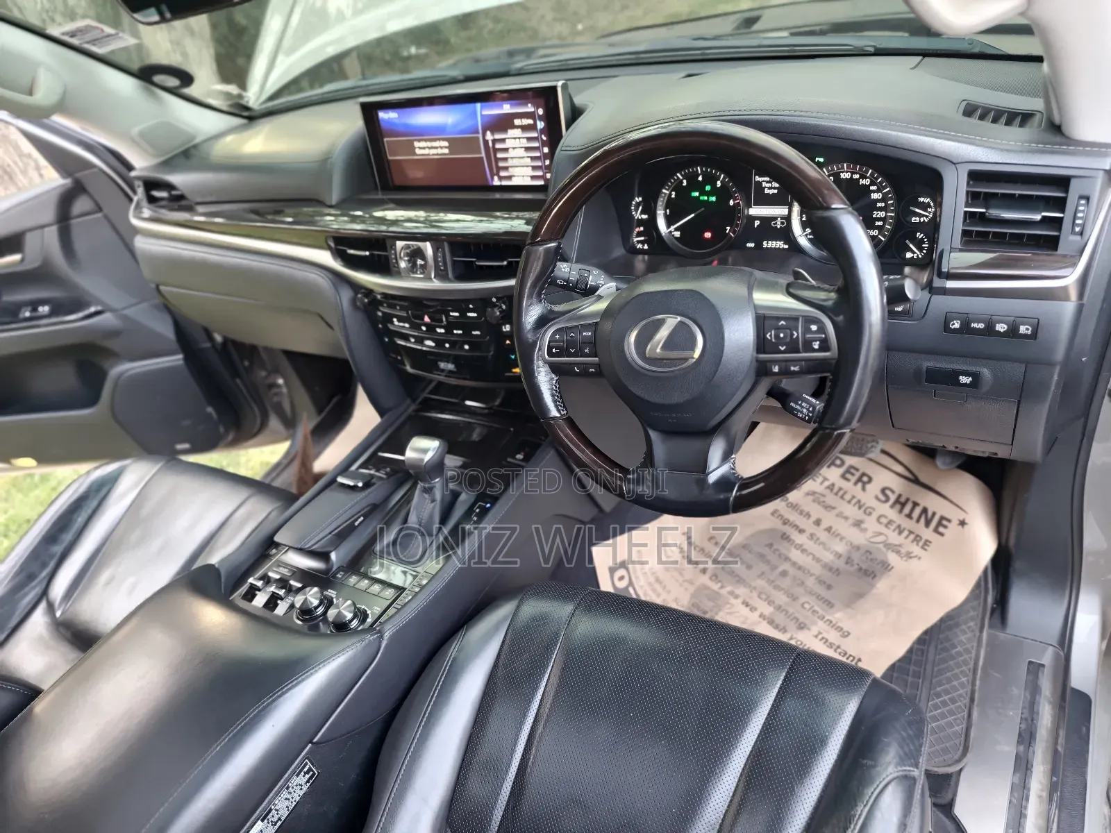 Lexus LX 570 AWD 2018 Gray