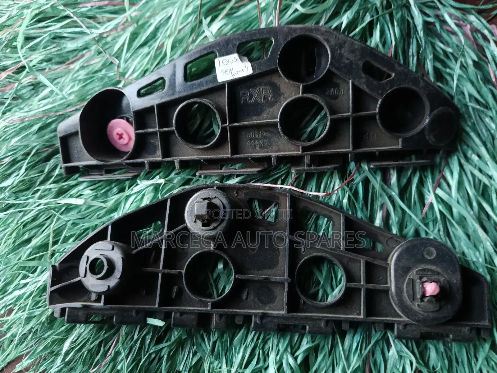Bumper Slides Lexus 350.