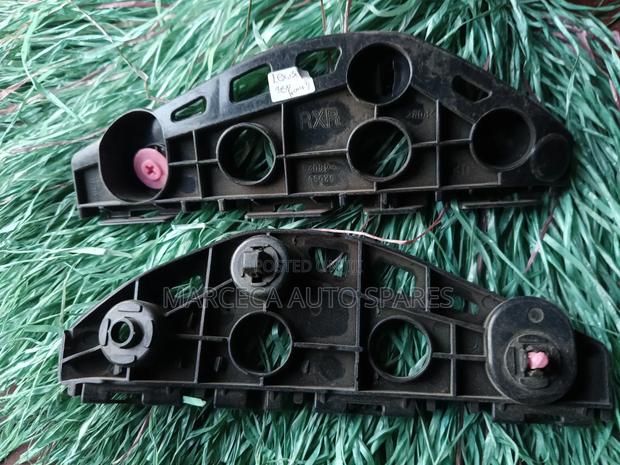 Bumper Slides Lexus 350.