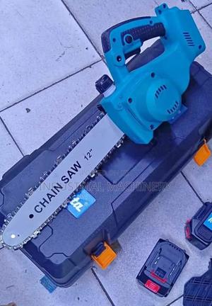 Chainsaw Cordless With 2 Batteries - main view
