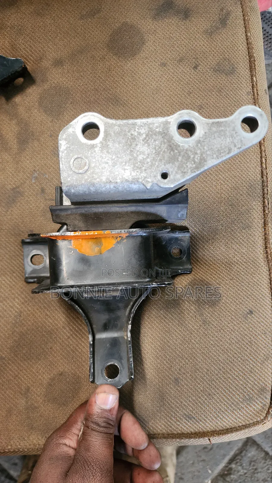 Suzuki Solio Engine Mounting