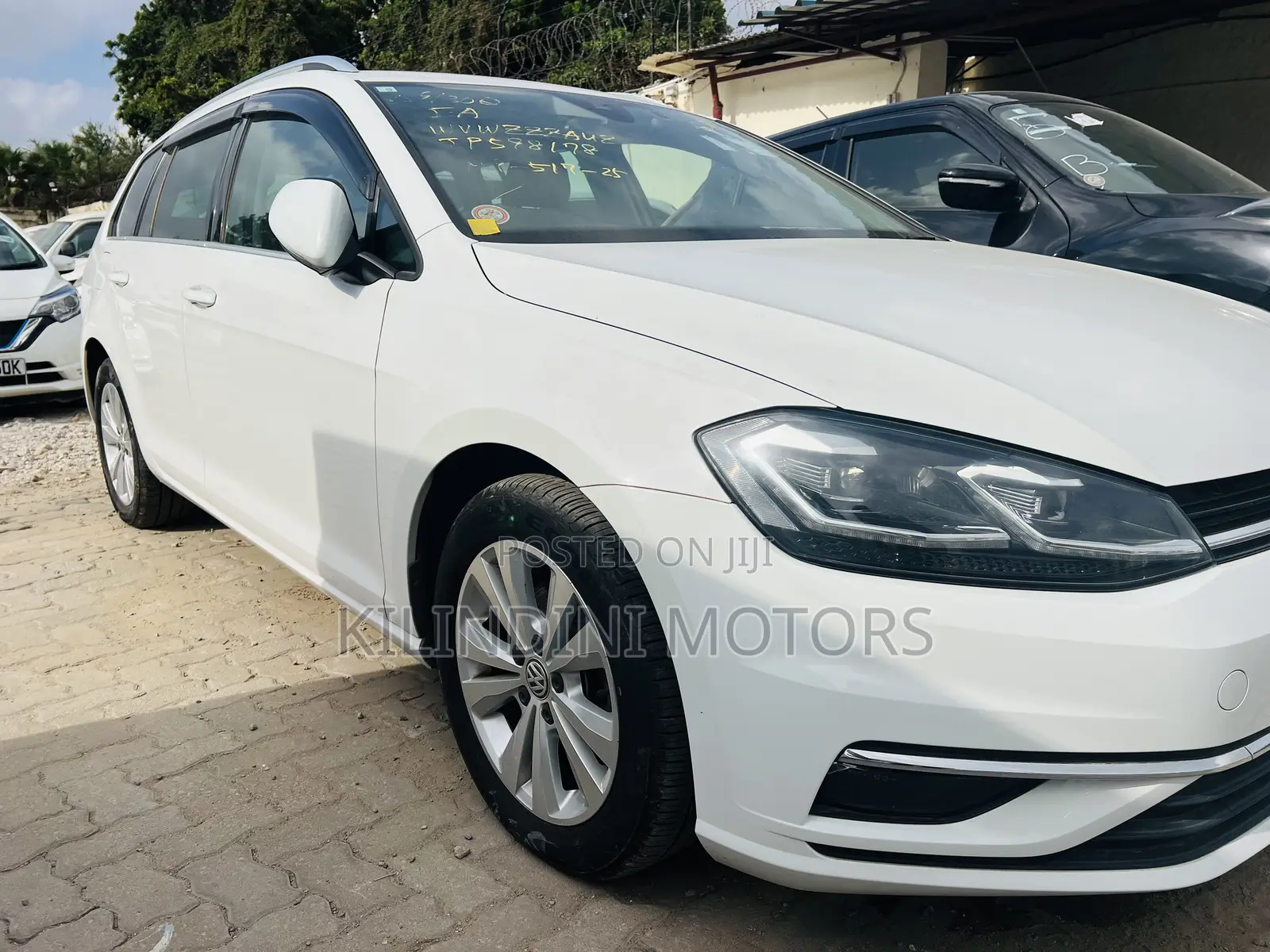 Volkswagen Golf 2019 White