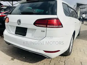 Volkswagen Golf 2019 White