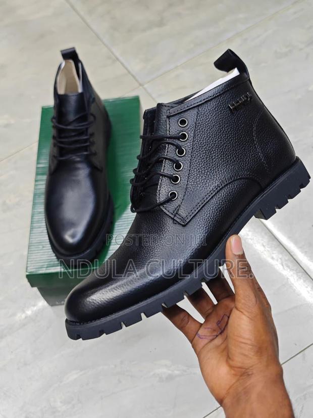 Boots Official - thumbnail 4