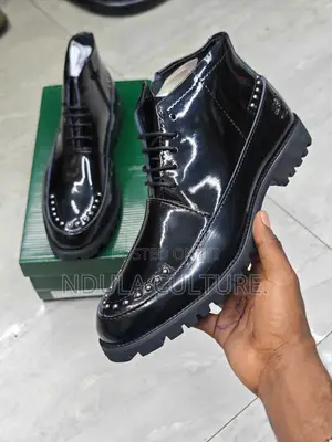 Boots Official